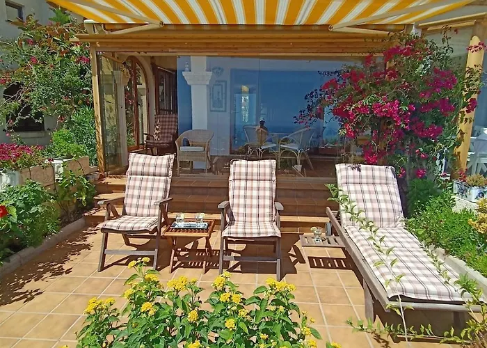 Between The Sky And The Sea