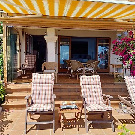 Between The Sky And The Sea Holiday home *